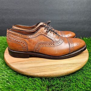 Brooks Brothers Walnut Brown Leather Medallion Cap Toe Men Size 7.5 D Lace Up